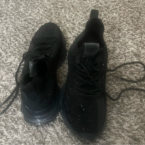 Black Steve Madden sneakers - Picture 1 of 3